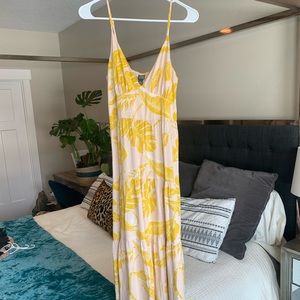 Summer tiered dress M